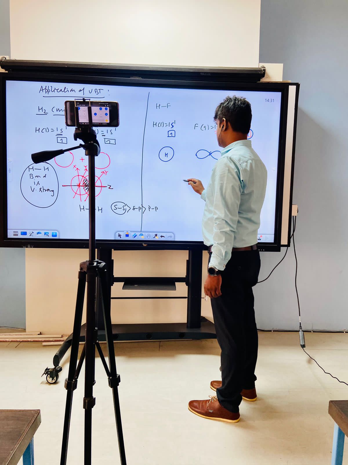 Engaged students in classroom learning at True Teachers Institute