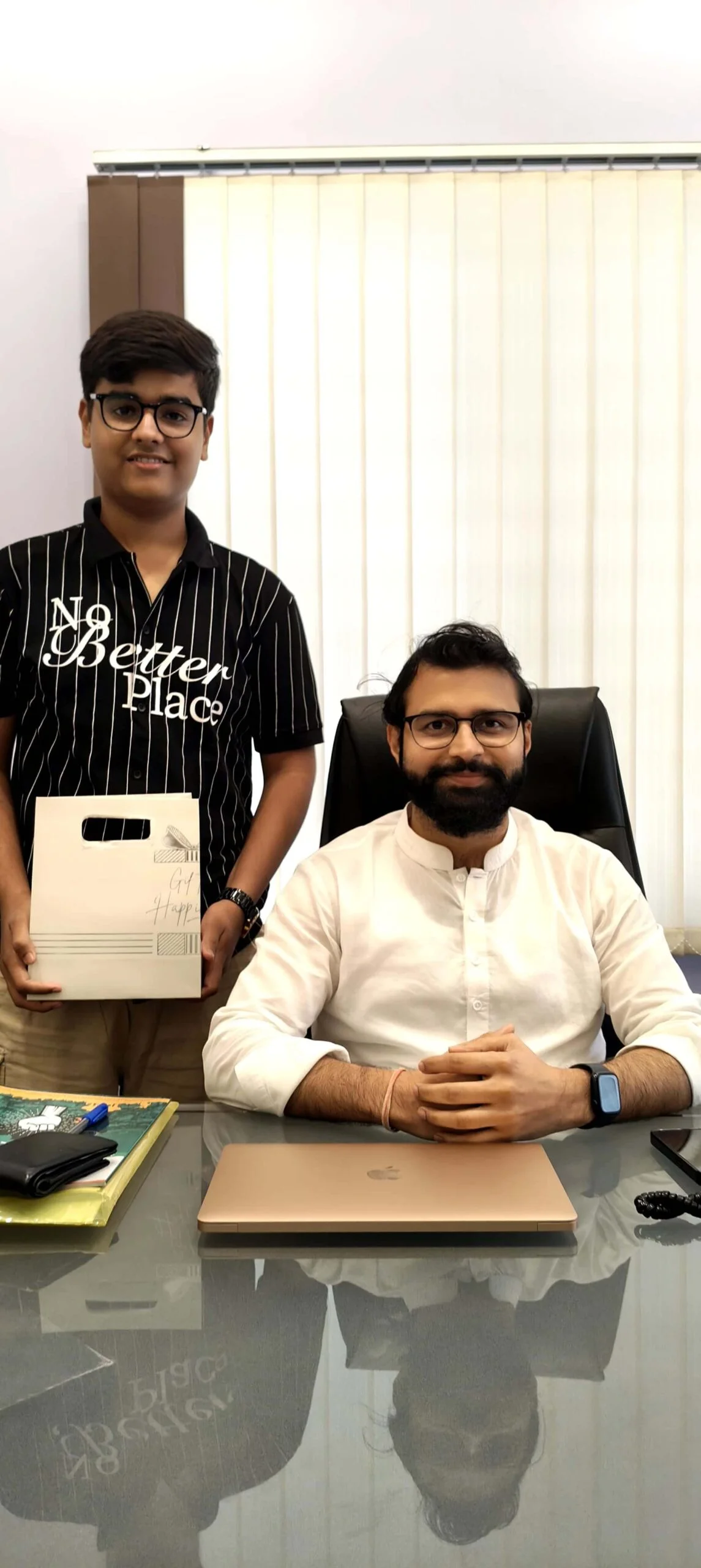 Felicitation of NEET achievers by True Teachers faculty